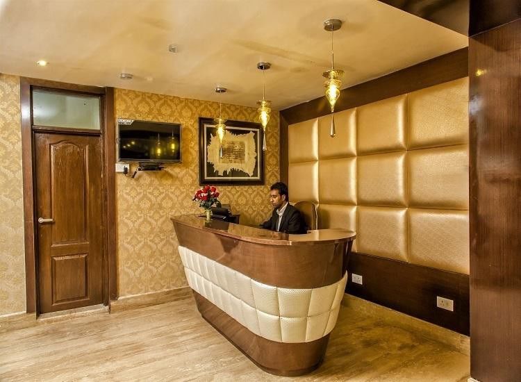 The Pride Inn Srīnagar 外观 照片